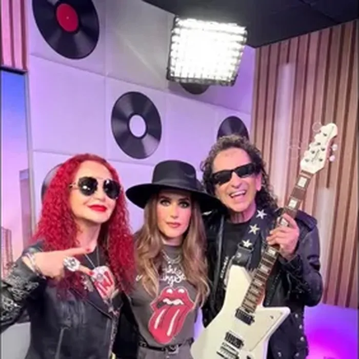 Erika Reyna con invitados en Talento en Escena (20)